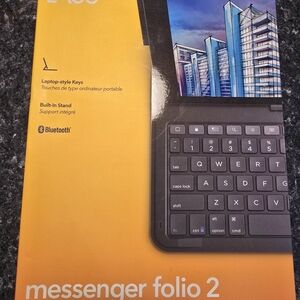 Messenger Folio 2 Bluetooth Keyboard Case - Black